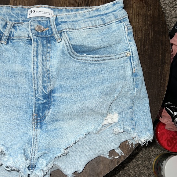 ZARA Denim Shorts - Picture 4 of 5